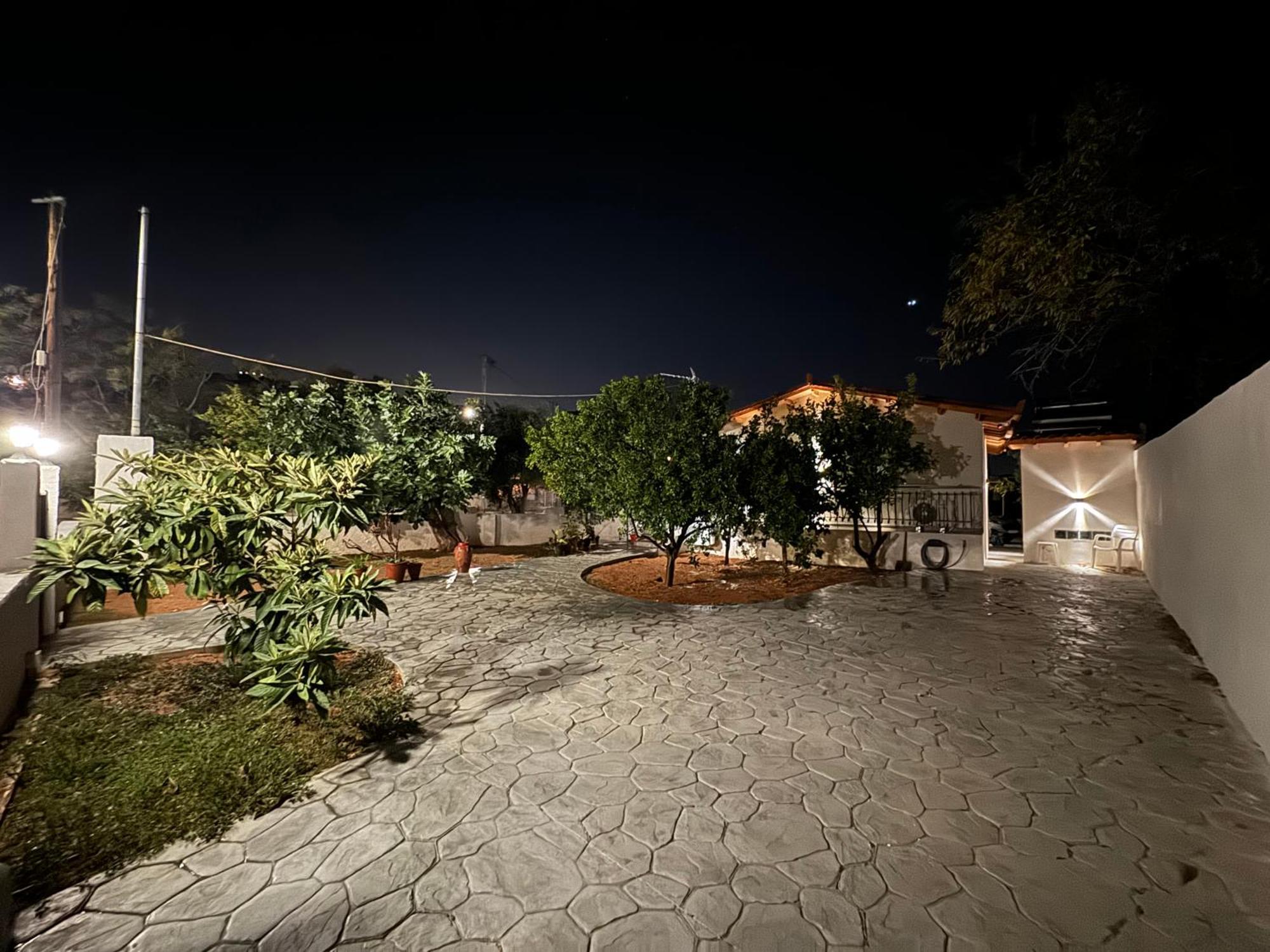 Secret Garden Airport-Beach Villas 300M From Famous Davis Beach Artemida  Exterior photo